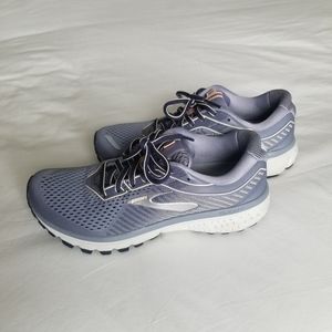 Brooks Ghost 12